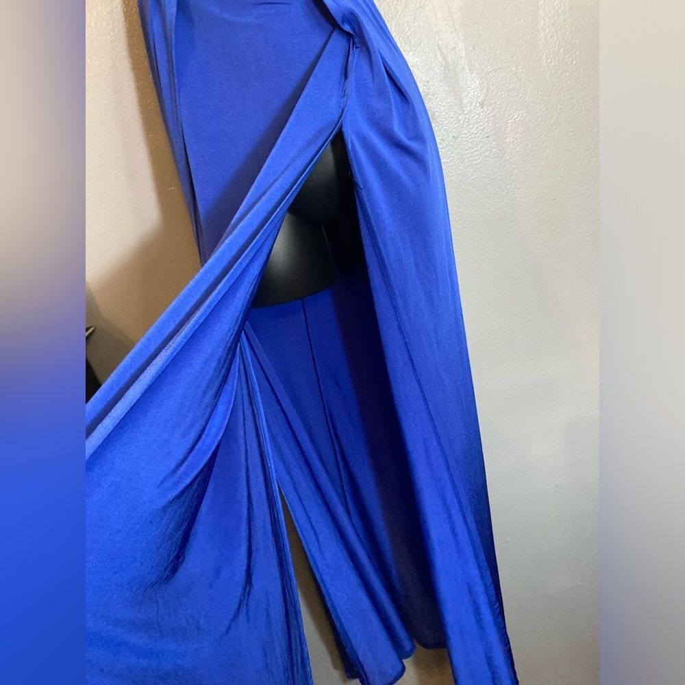 Lucy in the Sky one shoulder blue formal dress - Picture 4 of 9